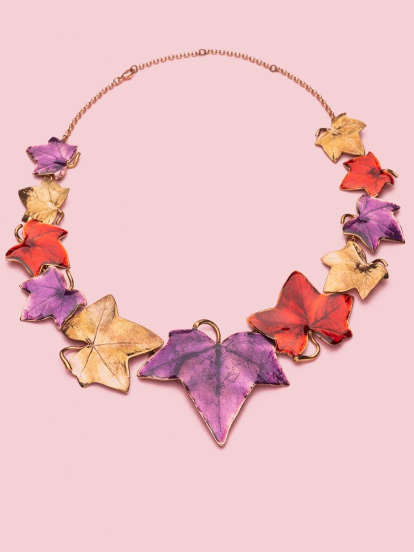 Edera Necklace in Bronze Violet and Cherry - L