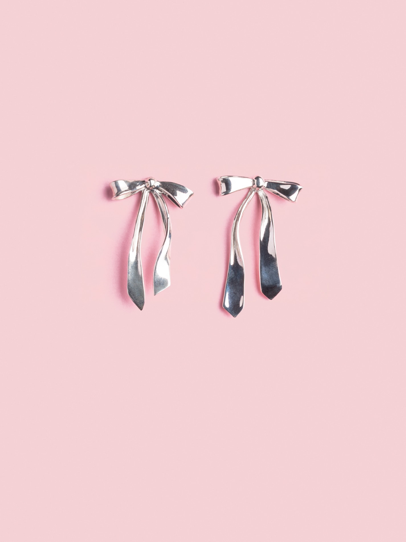 Fiocco Pin Earrings in Silver M