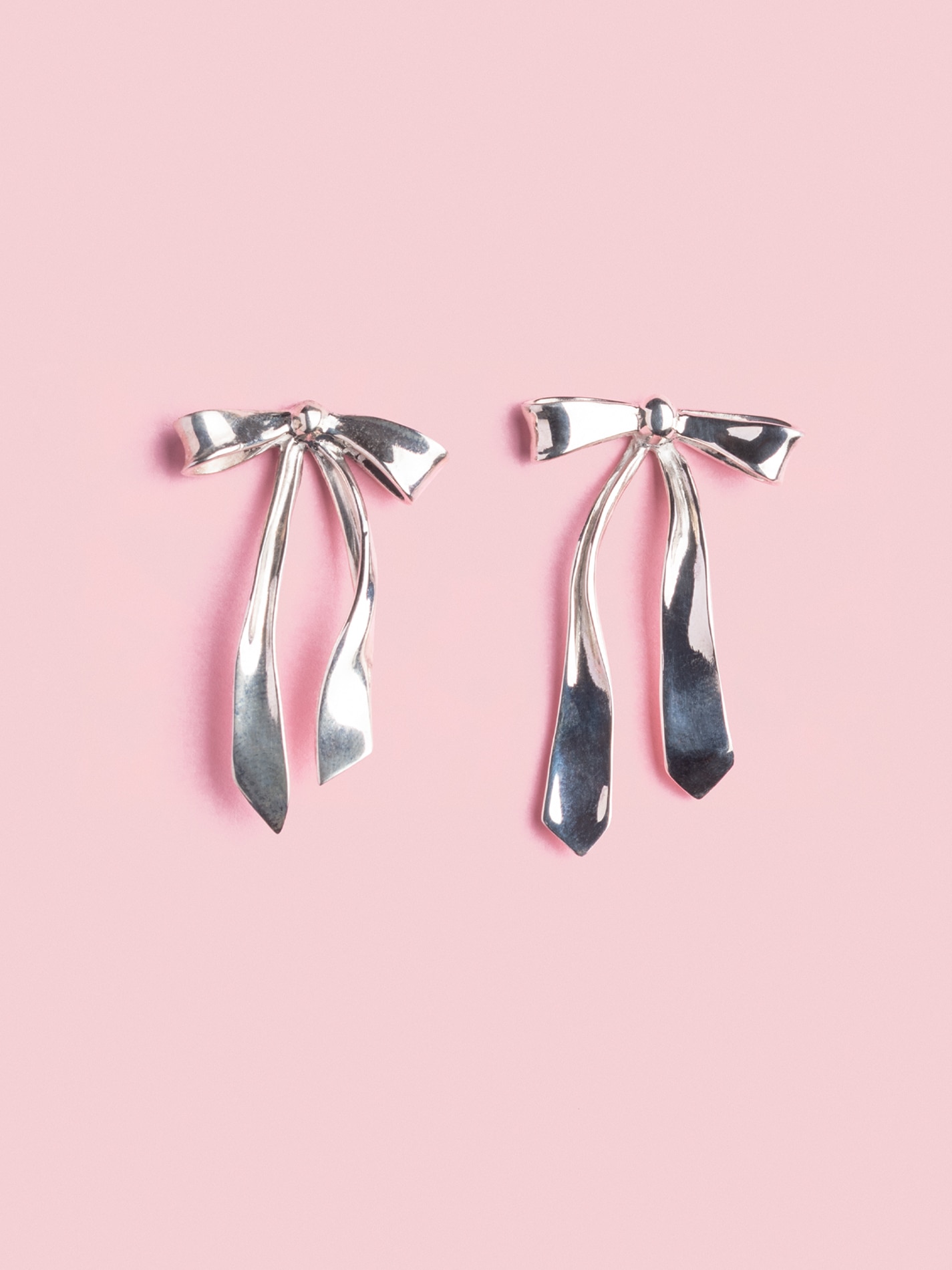 Fiocco Pin Earrings in Silver M