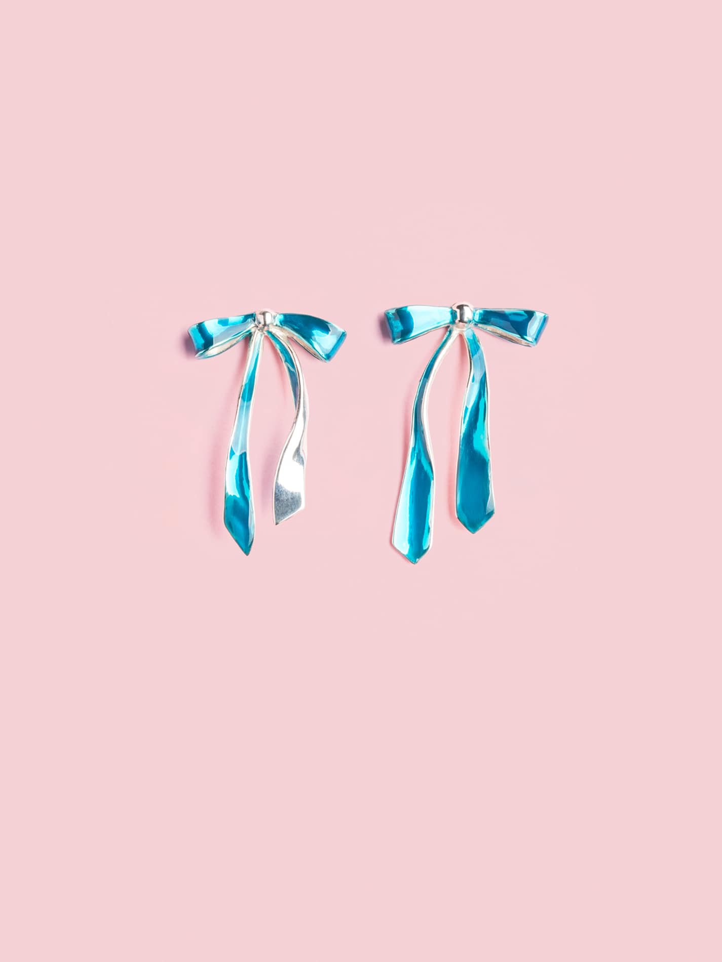 Fiocco Pin Earrings in Silver and Mediterranean Blue M