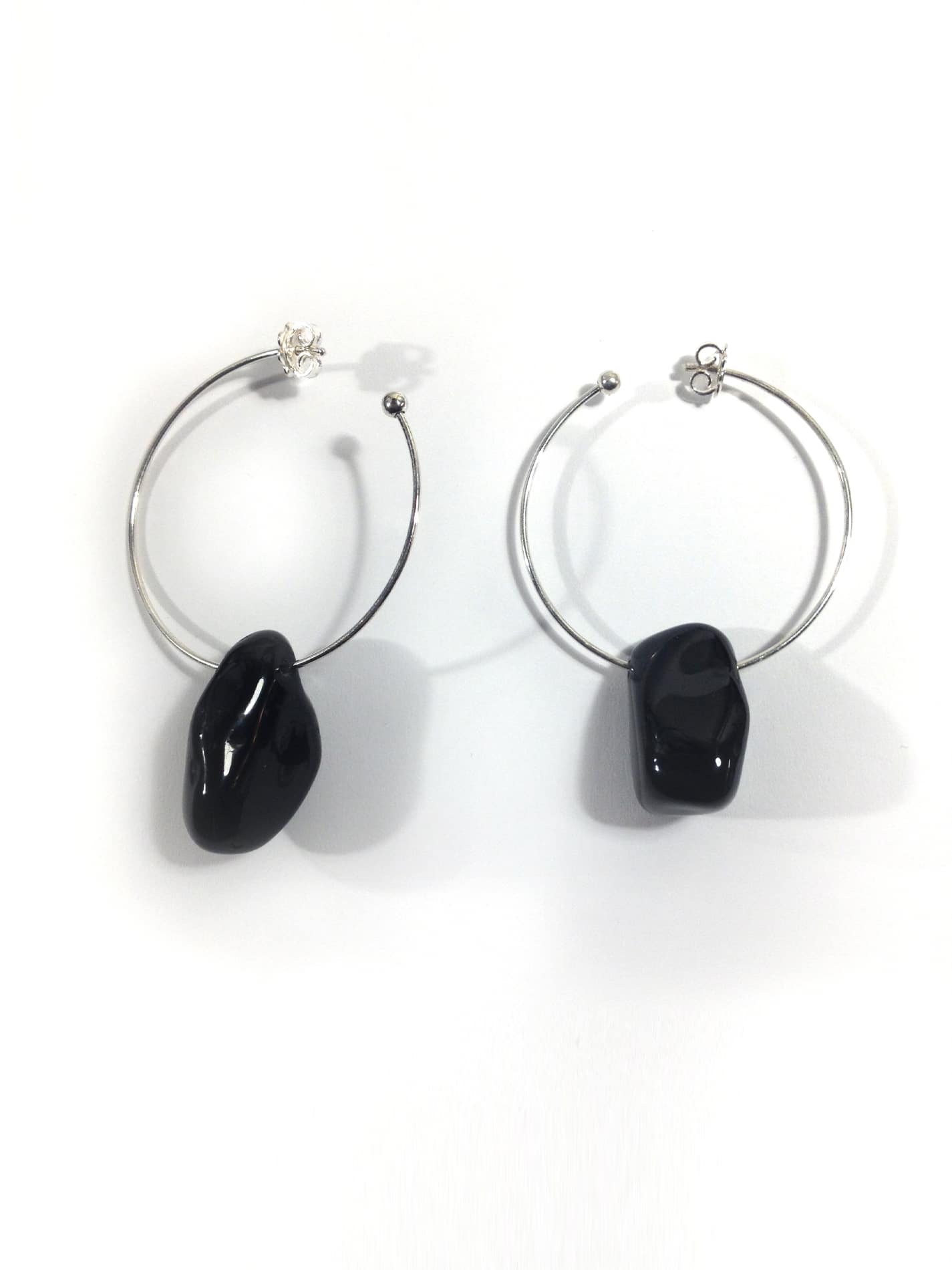 T-Hoop Earrings in Silver and Onyx